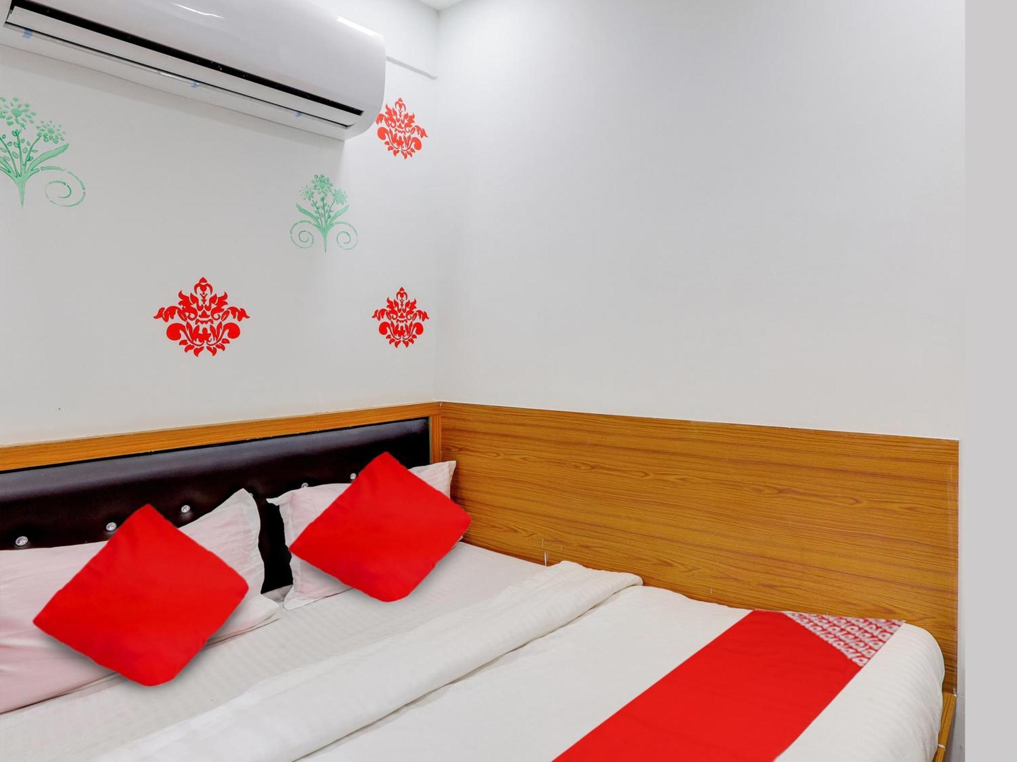Hotel O Green City Surat Exterior photo
